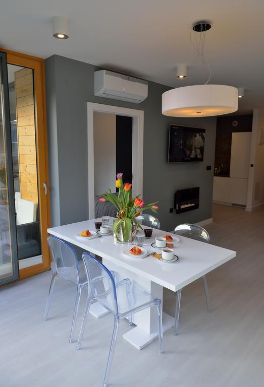 Garden Apartment Cracow- Shopping Mall 1Min, Underground Parking, Family Friendly, City Center Kraków Eksteriør billede